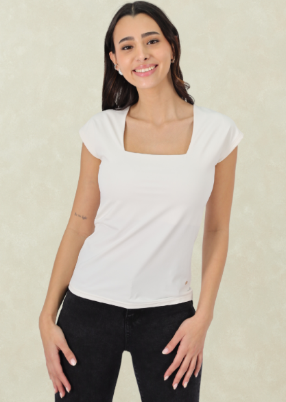 TOP CUELLO CUADRADO
